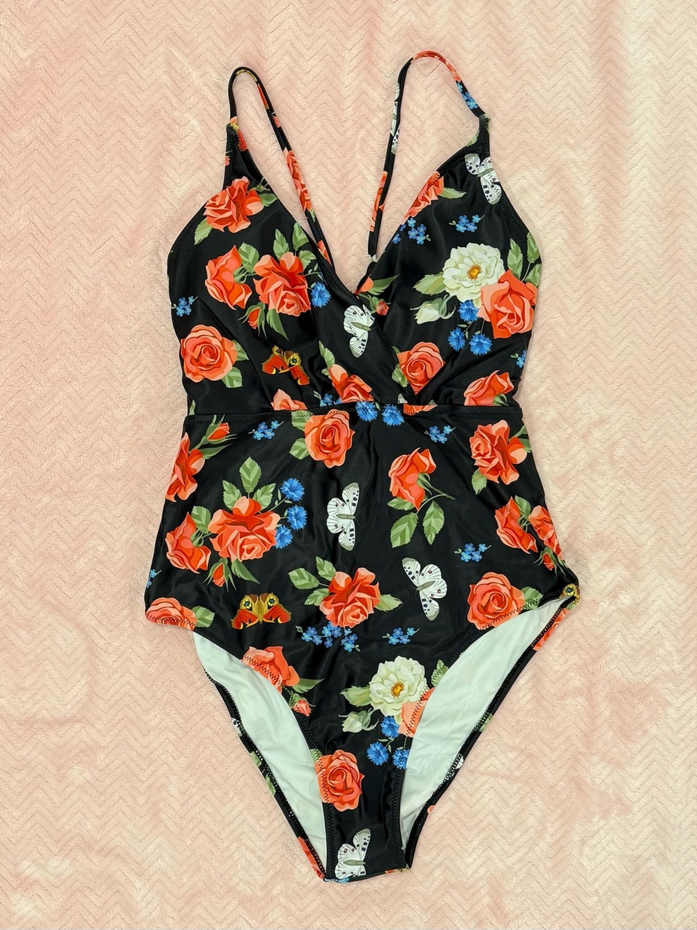 POPVIL Black Floral One-Piece Swimsuit with Red Rose Print 🩱
